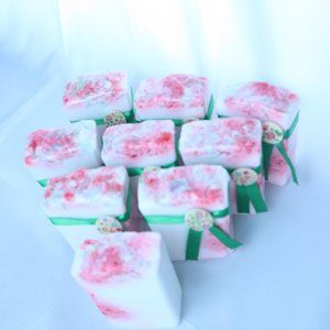 HANDMADE SOAPS